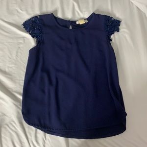 Navy blue top